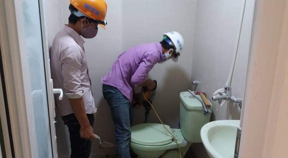 Thợ chống thấm nhà vệ sinh tại Hà Nội chuyên nghiệp 