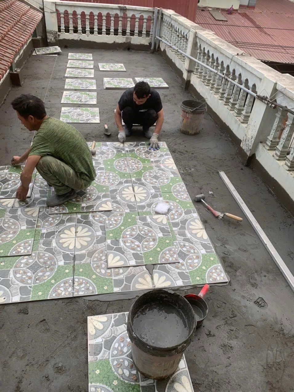 Chống thấm sàn mái trước khi lát gạch